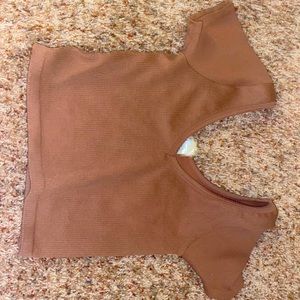 Brown stretchy never worn top size small/medium